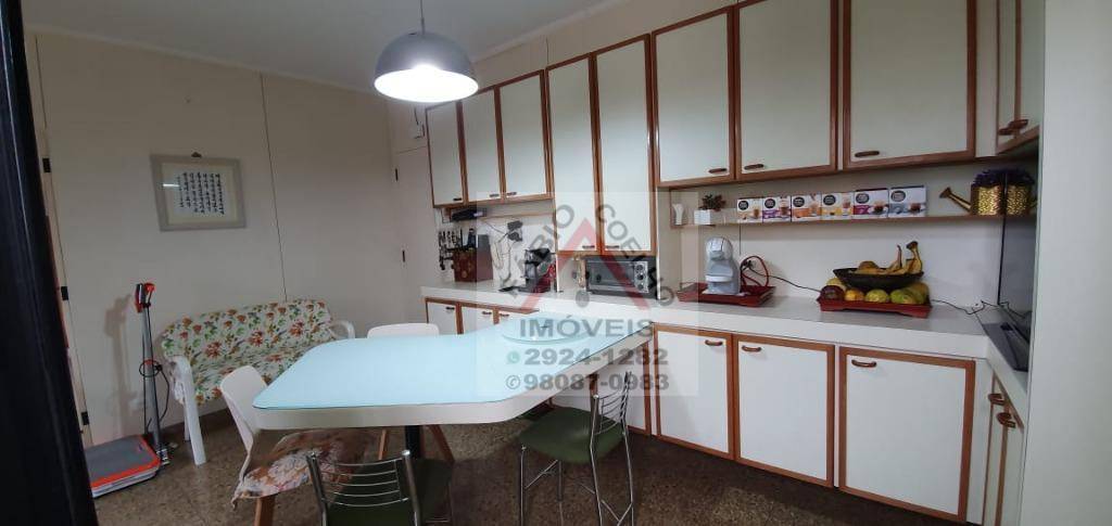 Apartamento à venda com 4 quartos, 211m² - Foto 22