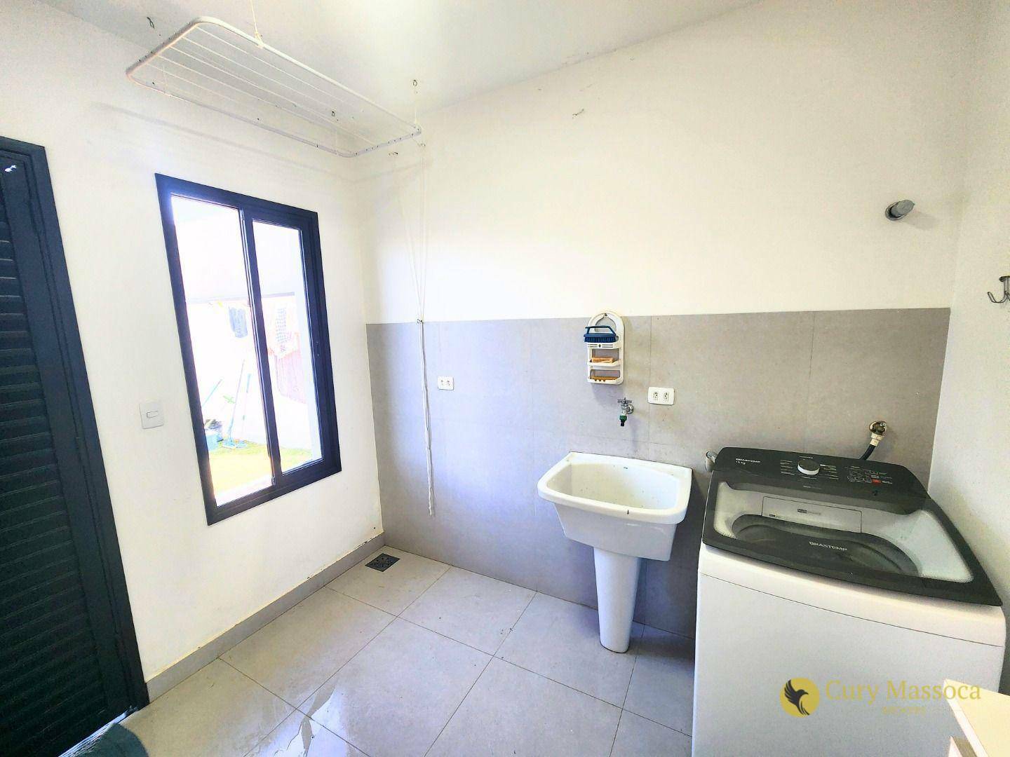 Casa de Condomínio à venda com 4 quartos, 249m² - Foto 37