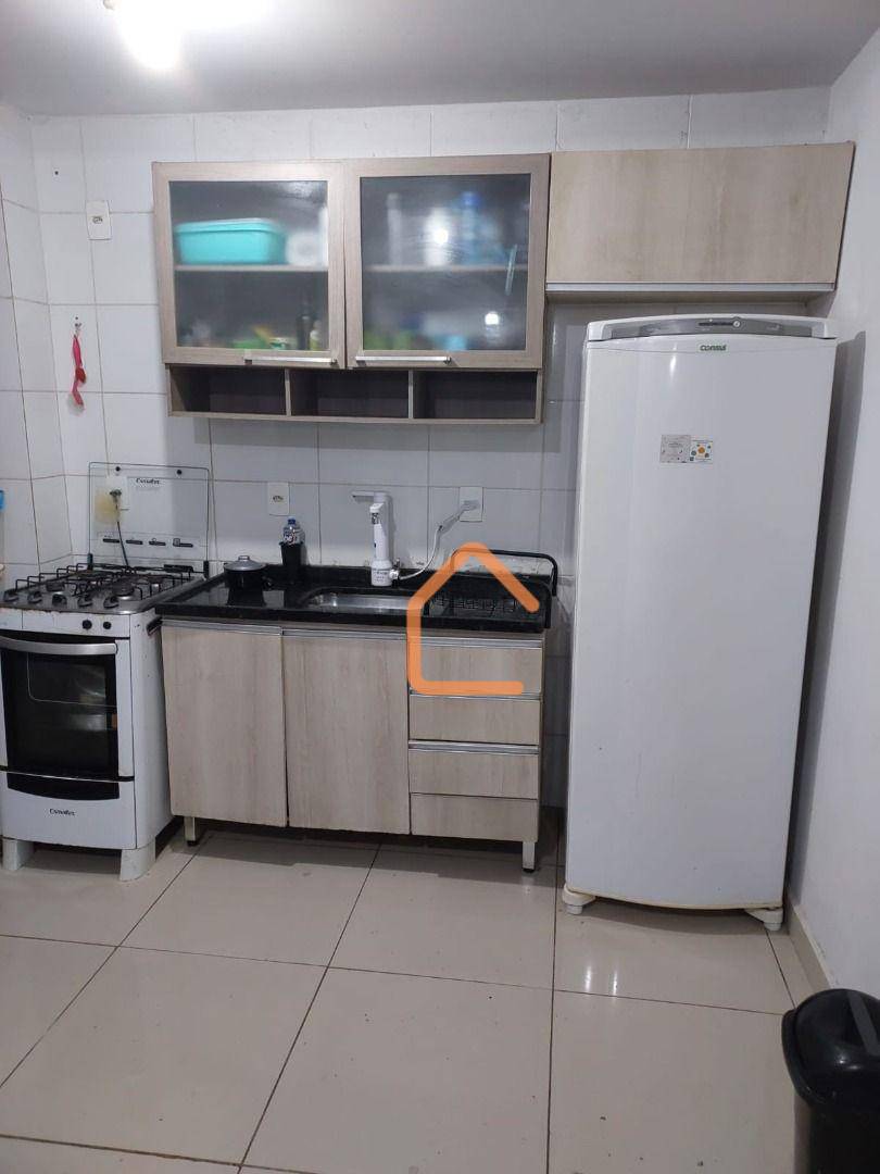 Apartamento para alugar com 2 quartos, 50m² - Foto 6