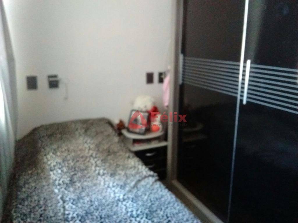 Apartamento à venda com 3 quartos, 97m² - Foto 7