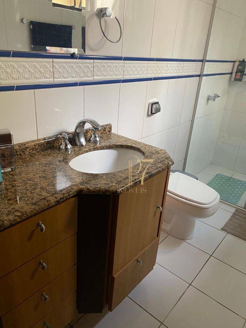 Casa de Condomínio à venda com 3 quartos, 240m² - Foto 35