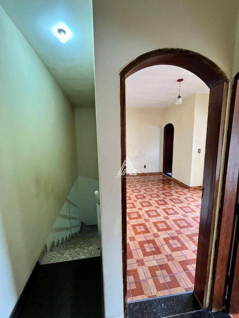 Sobrado à venda com 4 quartos, 182m² - Foto 60