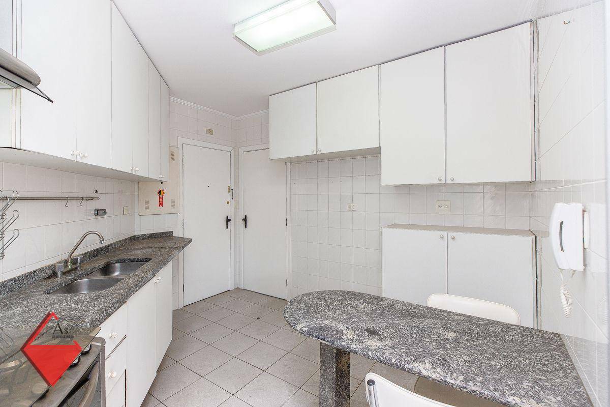 Apartamento à venda com 3 quartos, 112m² - Foto 13