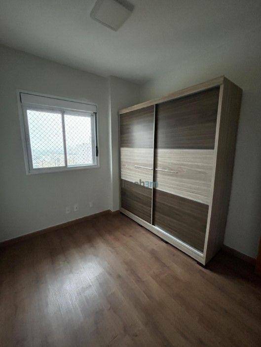 Apartamento para alugar com 3 quartos, 70m² - Foto 7