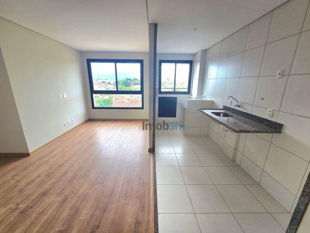 Apartamento para alugar com 2 quartos, 57m² - Foto 2