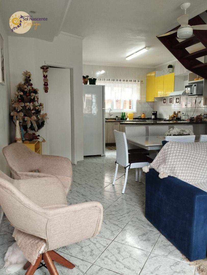 Casa à venda com 2 quartos, 88m² - Foto 12