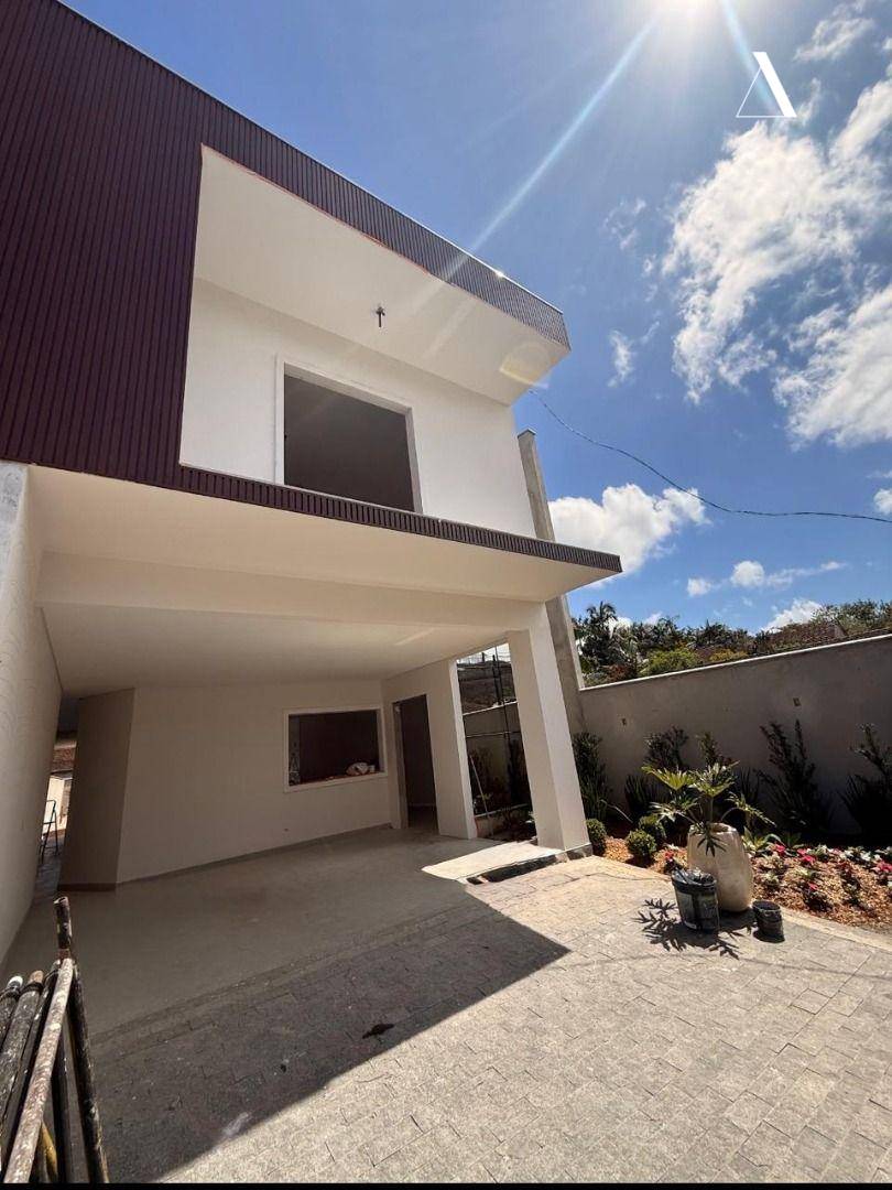 Casa, 3 quartos, 180 m² - Foto 2