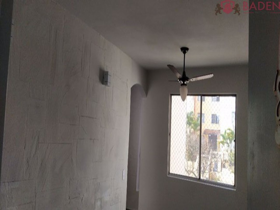 Apartamento à venda com 3 quartos, 66m² - Foto 2