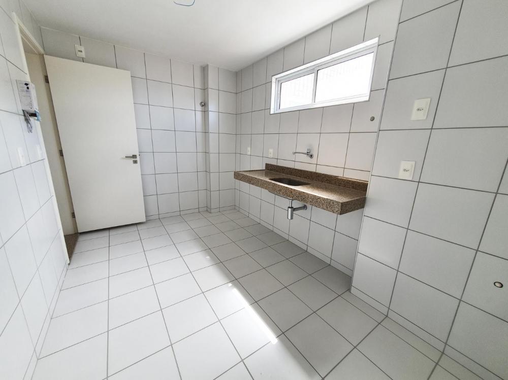 Apartamento à venda com 3 quartos, 114m² - Foto 8