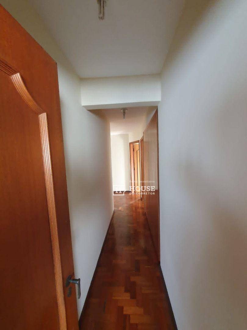 Apartamento à venda com 3 quartos, 189m² - Foto 13