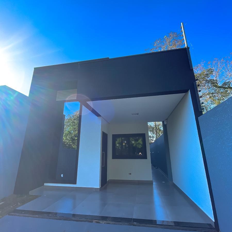 Casa à venda com 3 quartos, 180m² - Foto 2