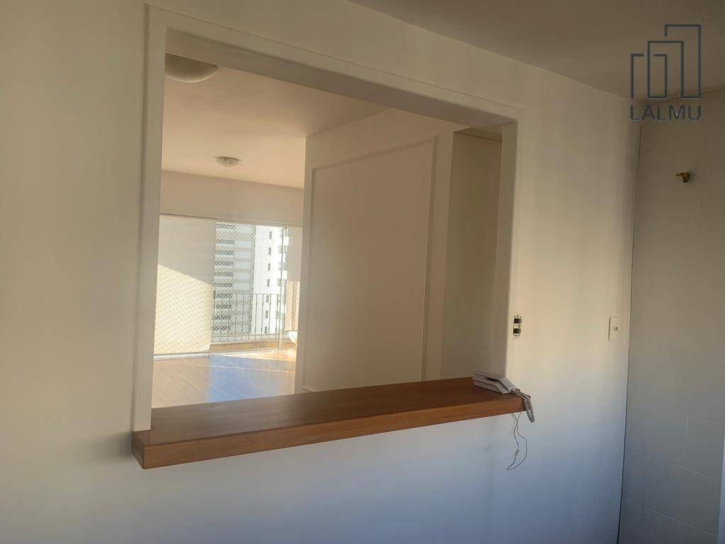 Apartamento para alugar com 3 quartos, 256m² - Foto 16