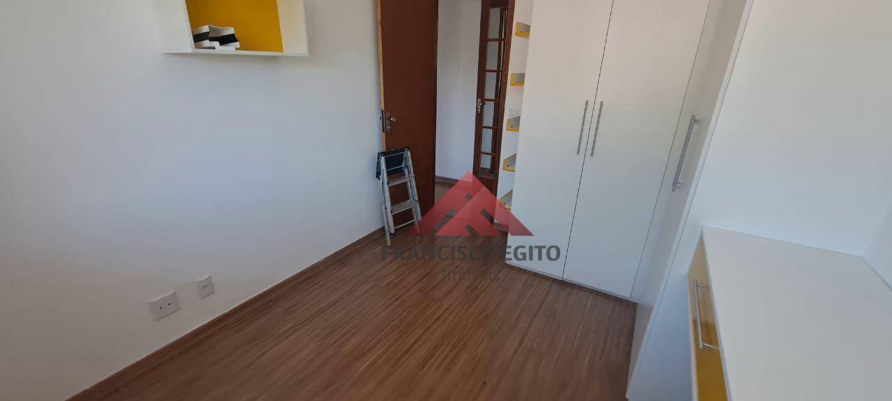 Apartamento para alugar com 3 quartos, 84m² - Foto 11