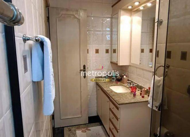 Apartamento à venda com 4 quartos, 200m² - Foto 20