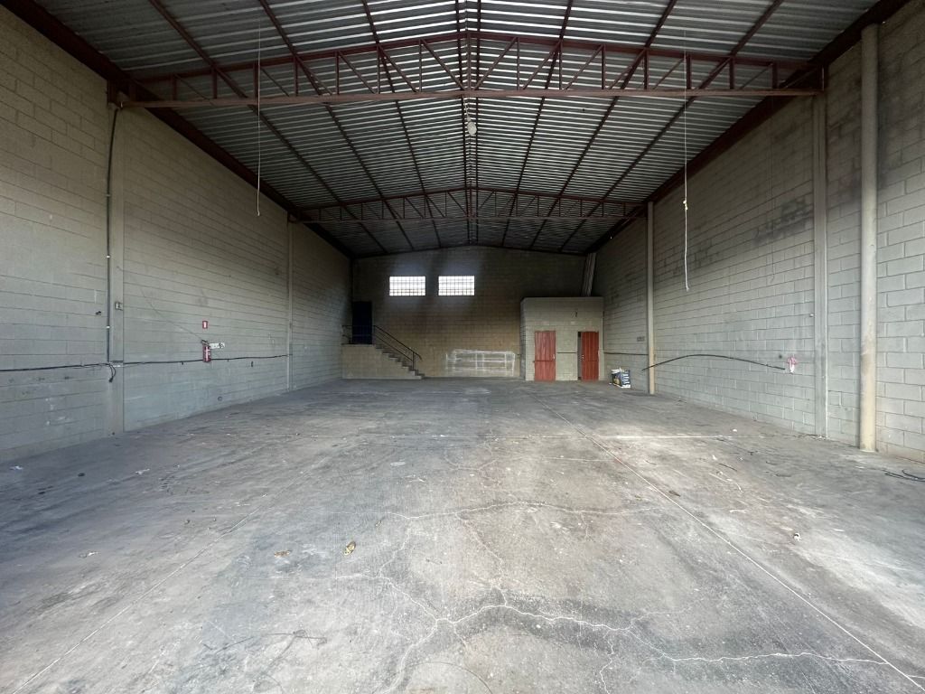 Loja-Salão para alugar, 216m² - Foto 2