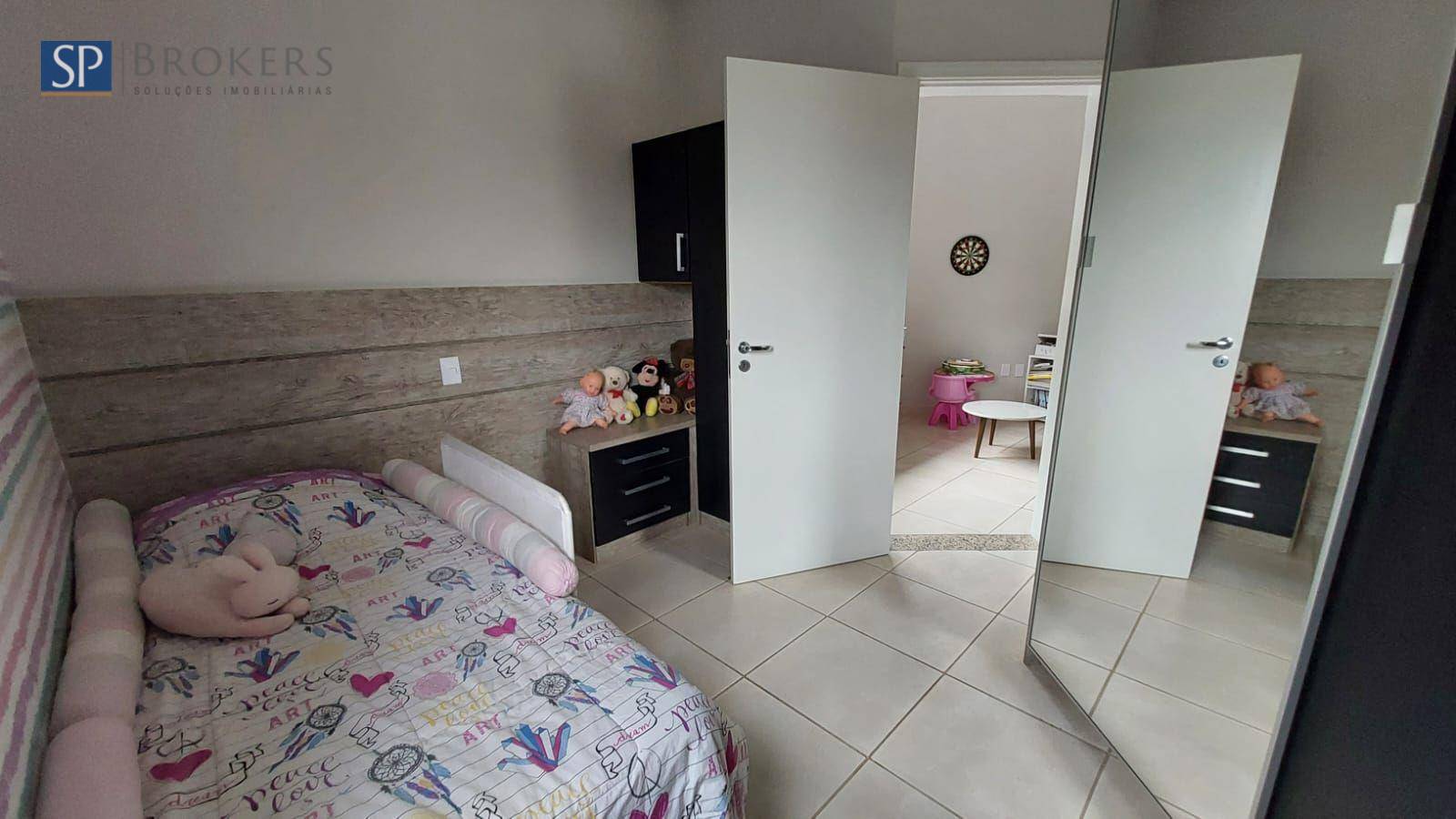 Casa de Condomínio à venda com 3 quartos, 188m² - Foto 4