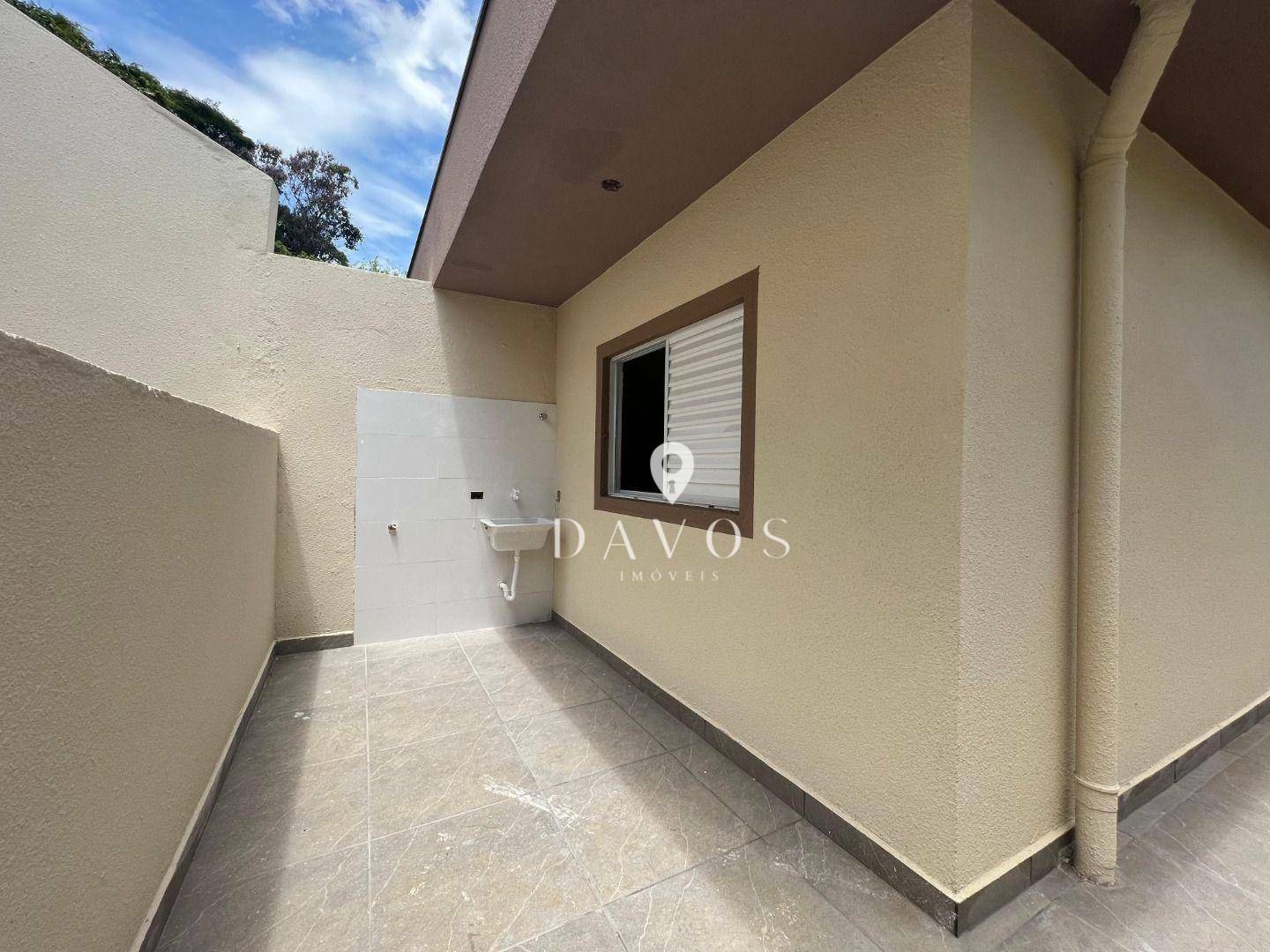 Casa à venda com 2 quartos, 51m² - Foto 9