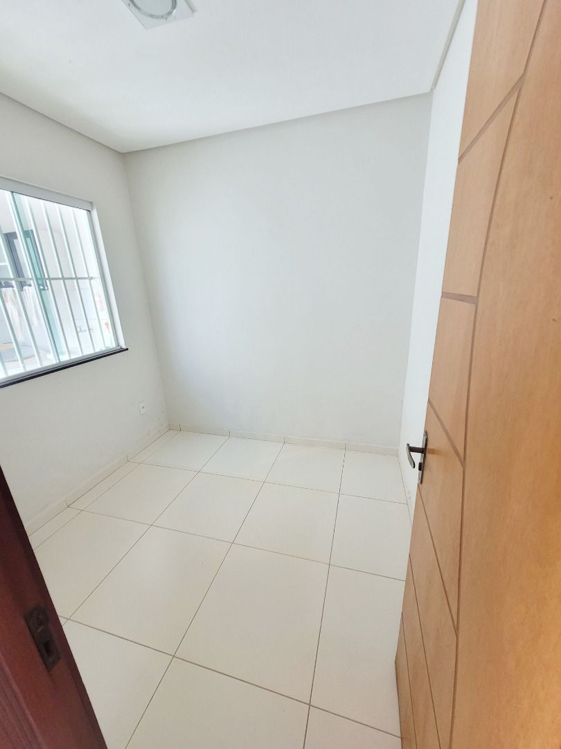 Casa à venda com 2 quartos, 150m² - Foto 9