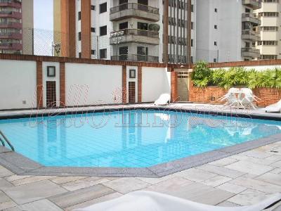 Apartamento para alugar com 3 quartos, 180m² - Foto 20