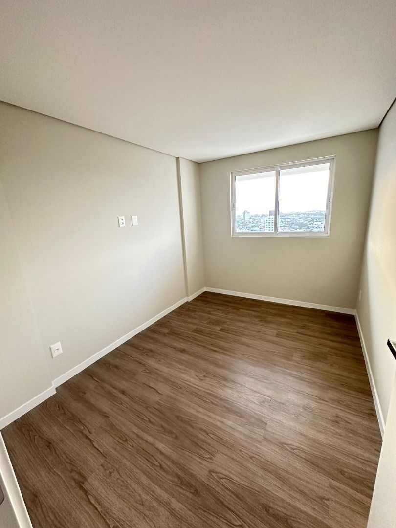 Apartamento à venda com 3 quartos, 86m² - Foto 12