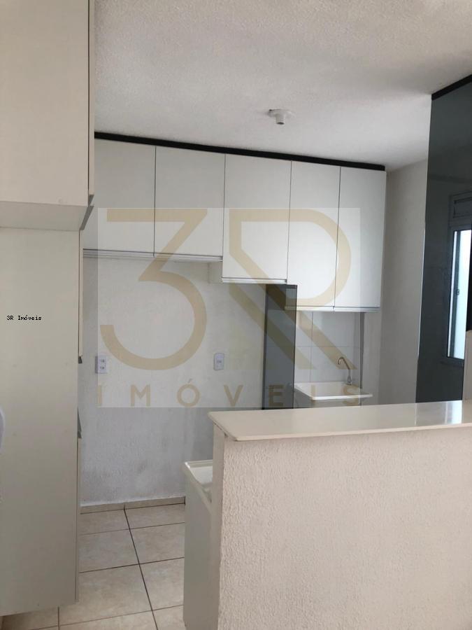 Apartamento à venda com 2 quartos, 48m² - Foto 2