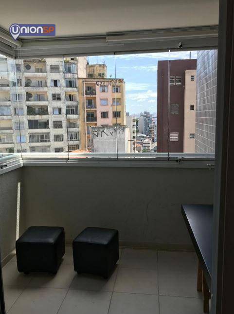 Apartamento à venda com 1 quarto, 40m² - Foto 2