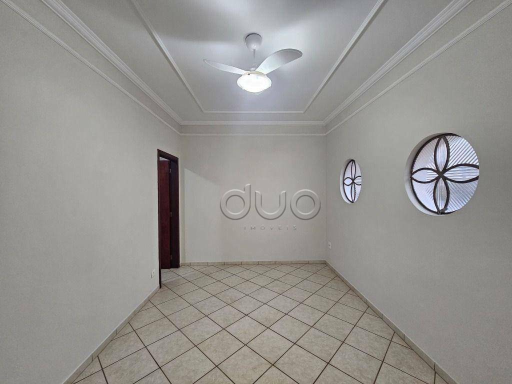Casa para alugar com 2 quartos, 142m² - Foto 4