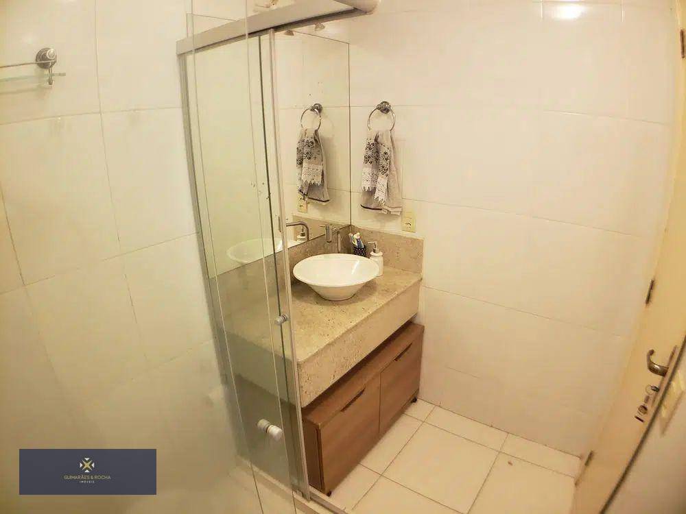 Apartamento à venda com 2 quartos, 66m² - Foto 5