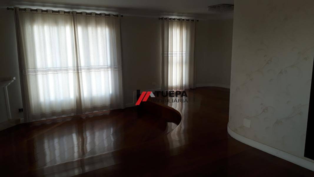 Apartamento à venda com 3 quartos, 187m² - Foto 2