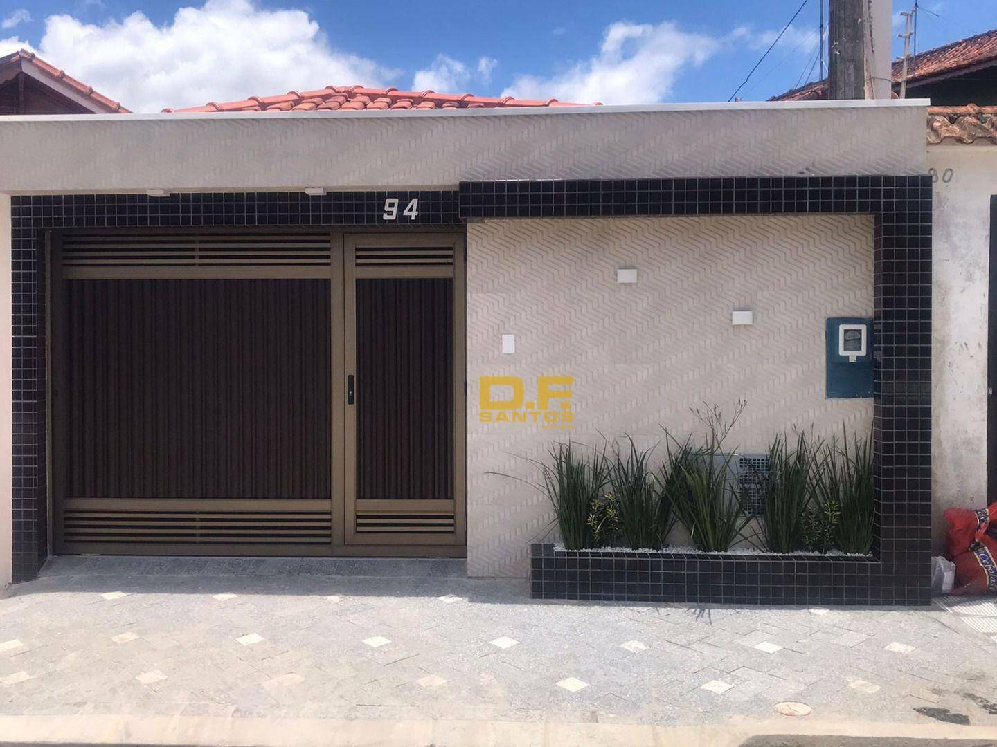 Casa à venda com 2 quartos, 49m² - Foto 1