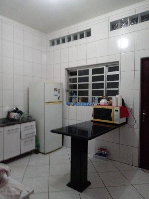 Sobrado à venda com 3 quartos, 380m² - Foto 7