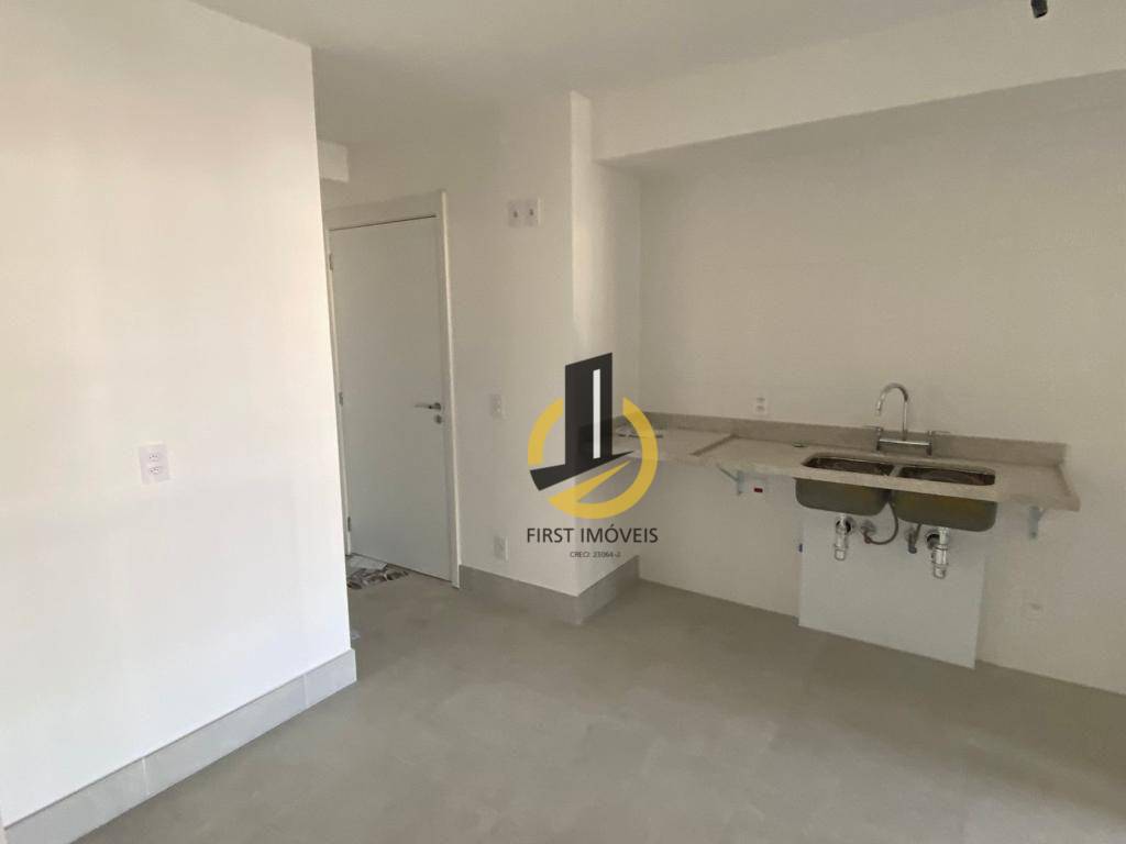 Apartamento à venda com 3 quartos, 147m² - Foto 6