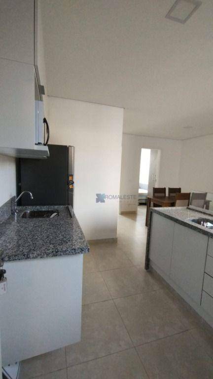 Apartamento à venda com 2 quartos, 40m² - Foto 6