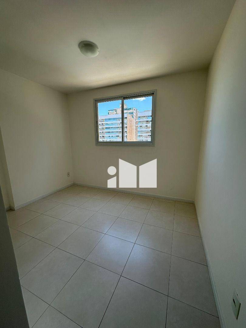 Apartamento à venda com 2 quartos, 65m² - Foto 8