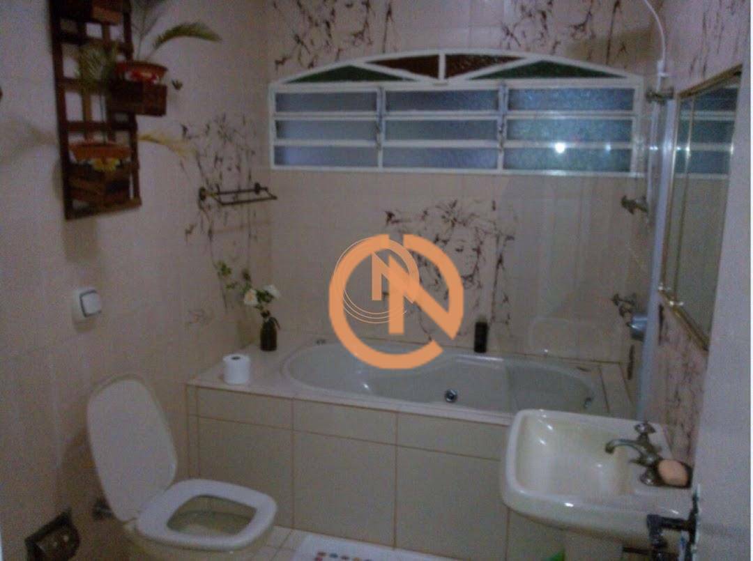 Chácara à venda com 3 quartos, 650m² - Foto 18