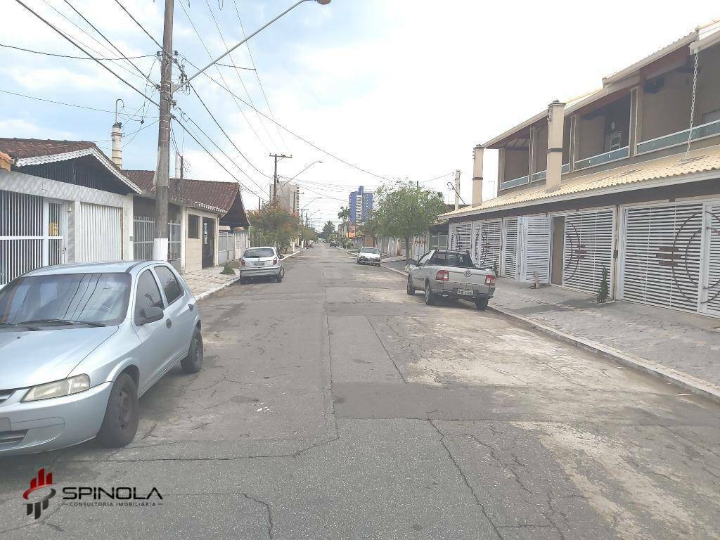 Sobrado à venda com 2 quartos, 136m² - Foto 3