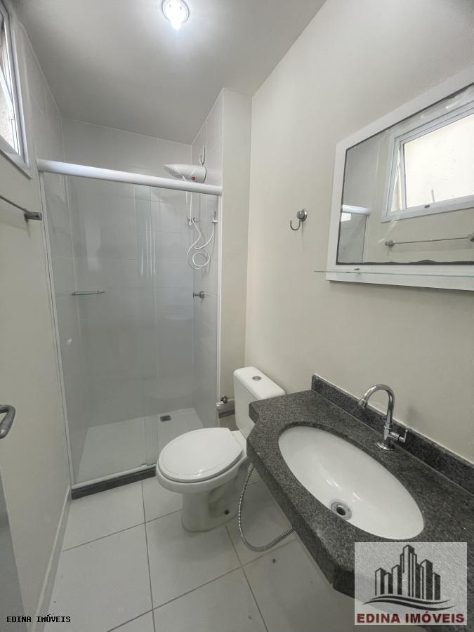 Apartamento para alugar com 2 quartos, 52m² - Foto 13