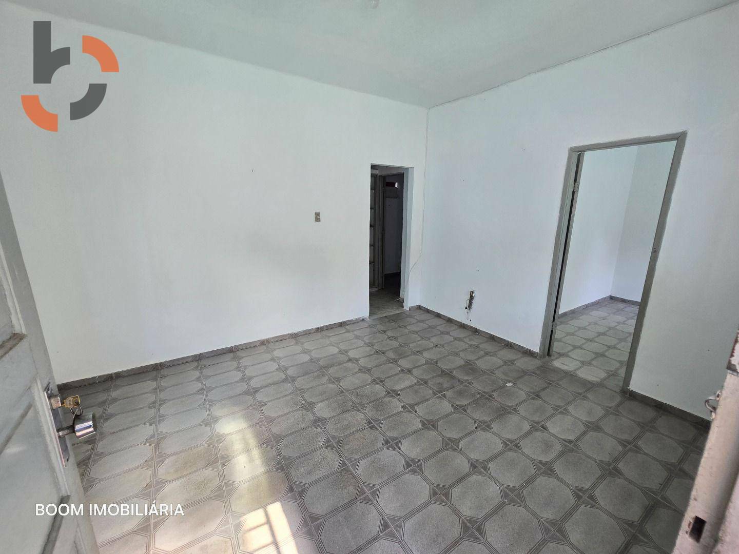 Casa à venda com 2 quartos, 56m² - Foto 14