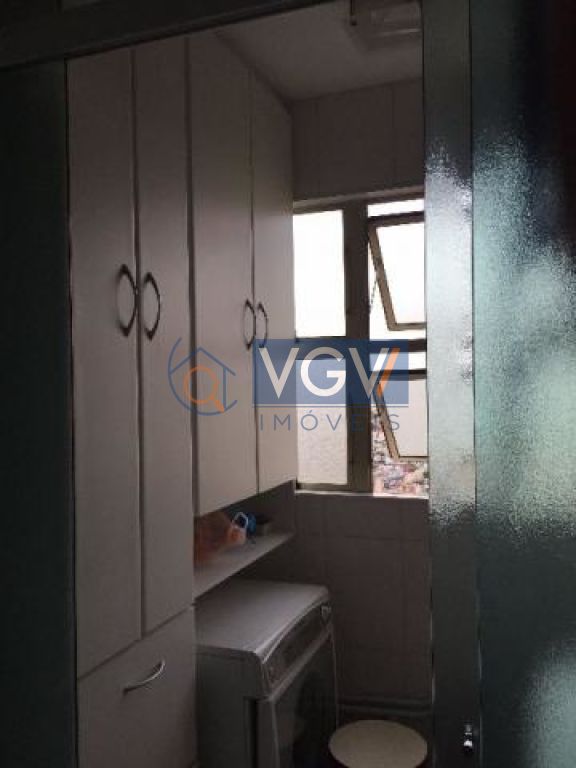 Apartamento à venda com 2 quartos, 54m² - Foto 11