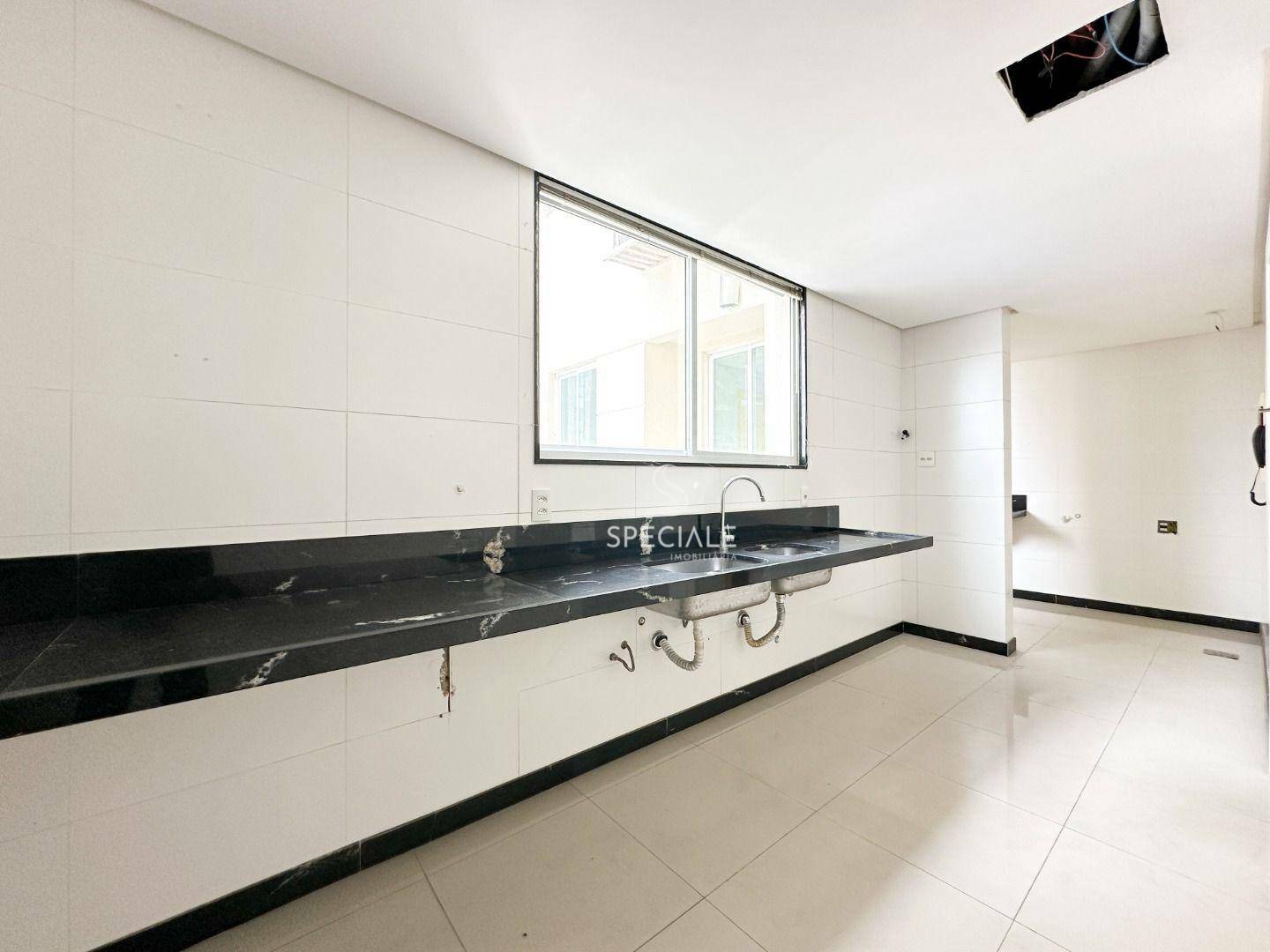 Apartamento à venda com 4 quartos, 250m² - Foto 10