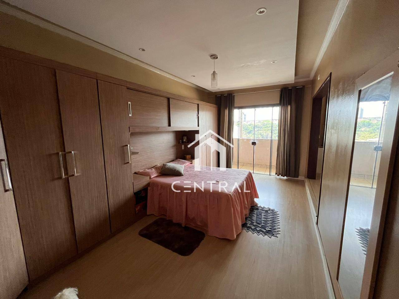 Sobrado à venda com 3 quartos, 250m² - Foto 13