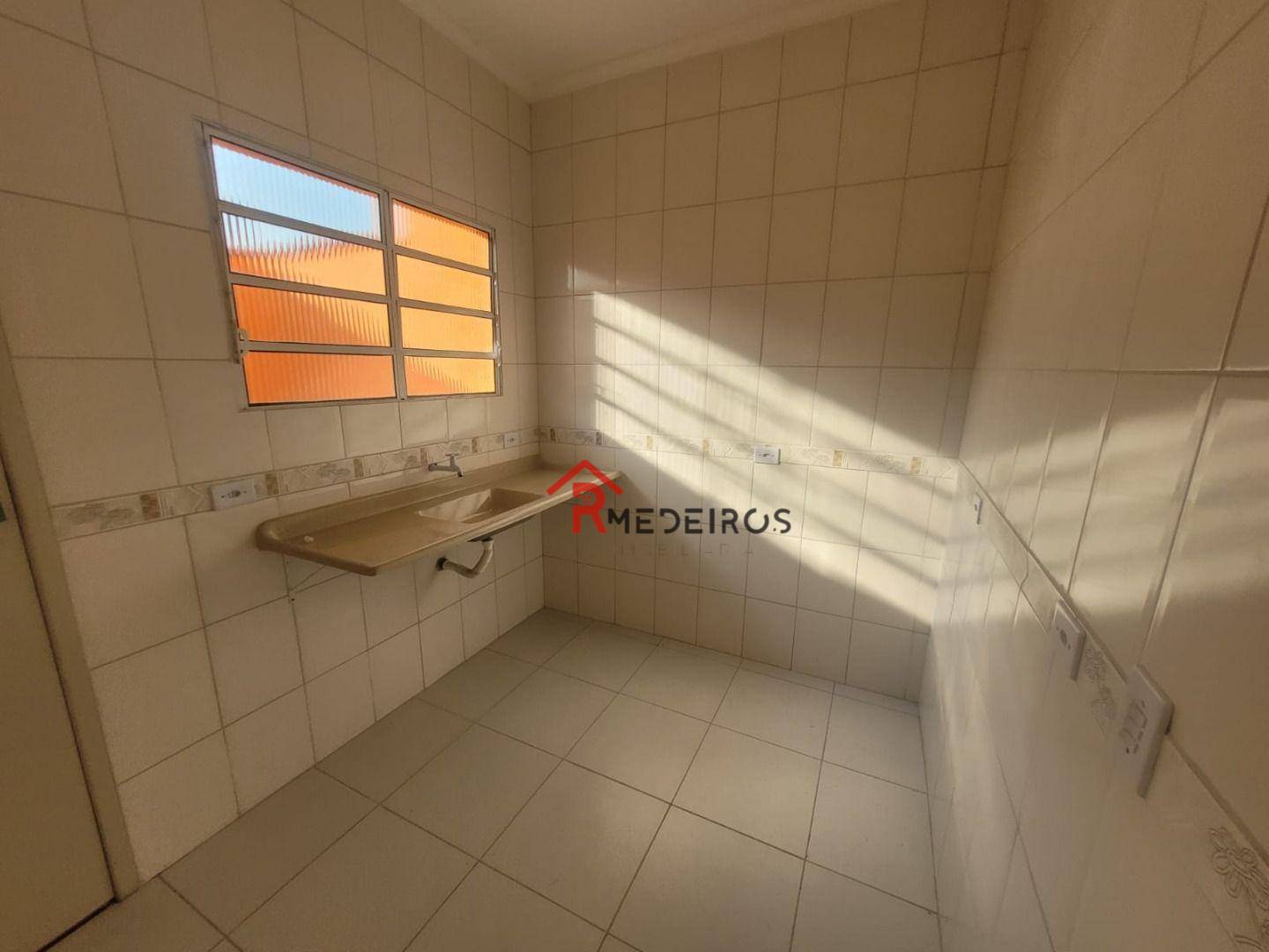 Sobrado à venda com 2 quartos, 70m² - Foto 5