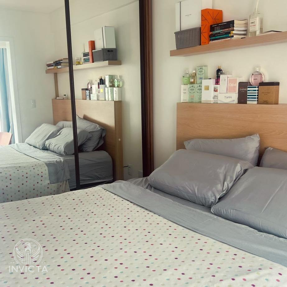 Apartamento à venda com 2 quartos, 68m² - Foto 9