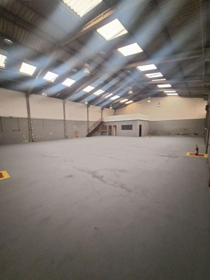 Casa para alugar, 600m² - Foto 8