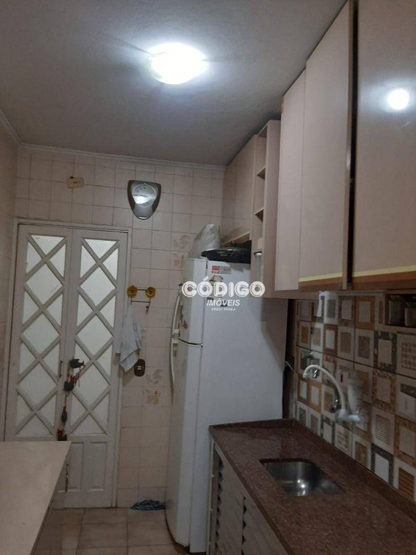 Apartamento à venda com 2 quartos, 61m² - Foto 6