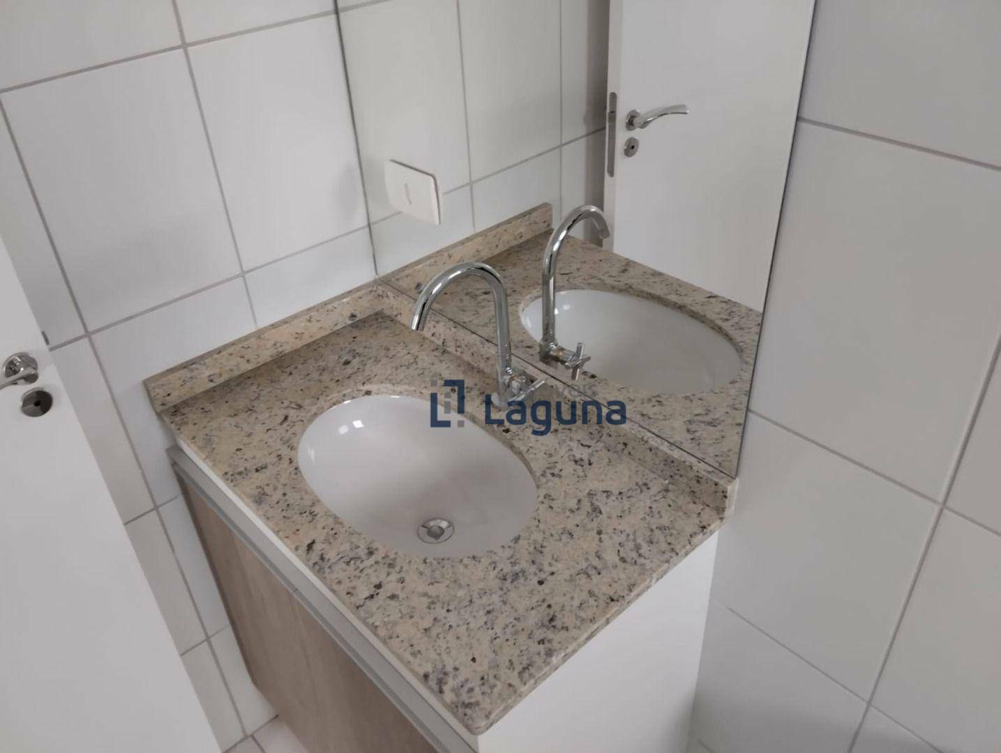 Apartamento para alugar com 2 quartos, 69m² - Foto 14