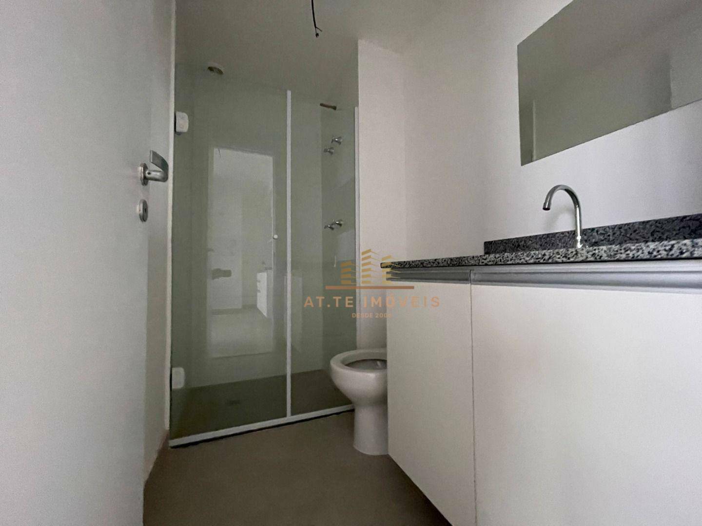 Apartamento à venda com 2 quartos, 37m² - Foto 11