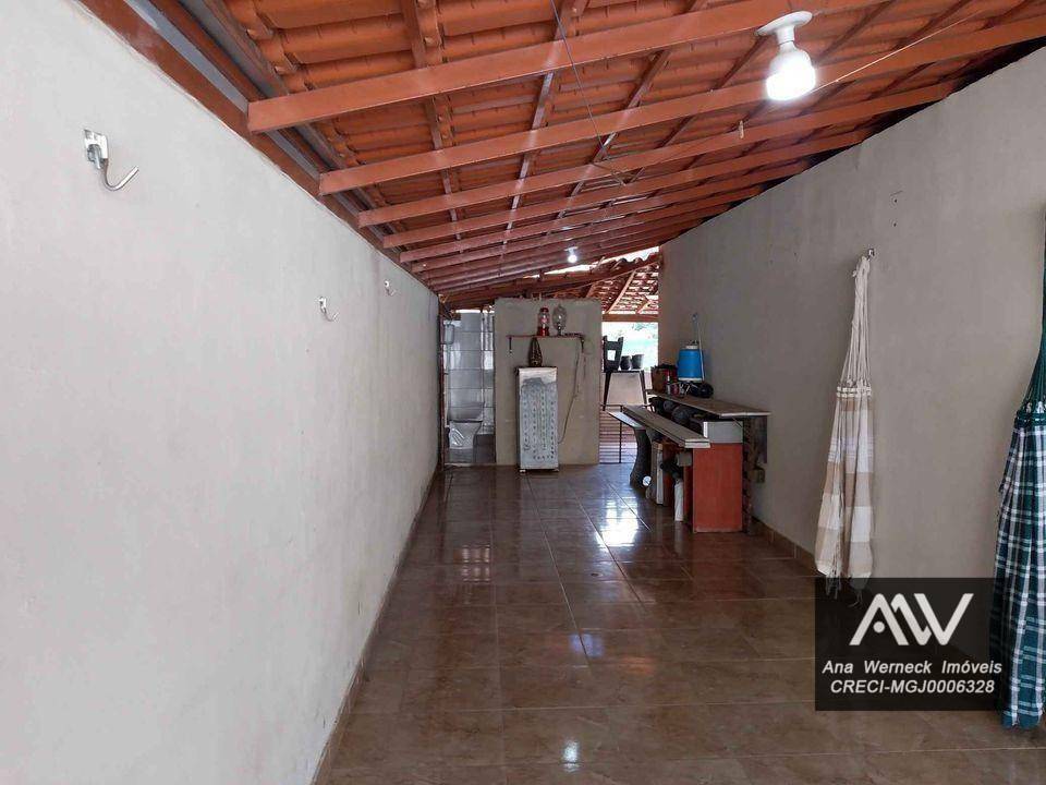 Casa à venda com 2 quartos, 150m² - Foto 17