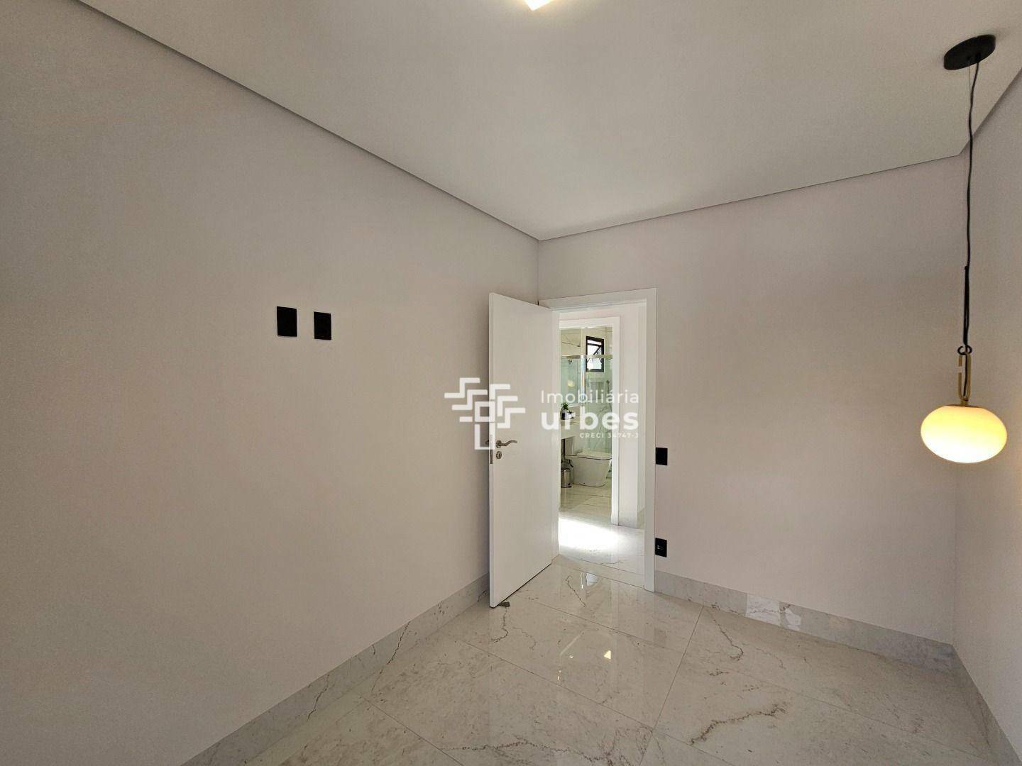 Casa à venda com 3 quartos, 207m² - Foto 36