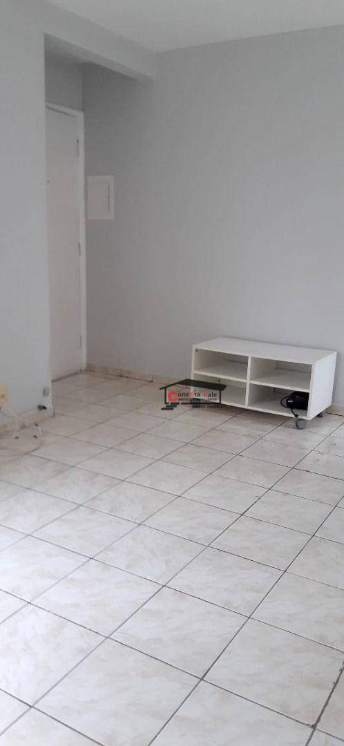 Apartamento à venda com 2 quartos, 45m² - Foto 3